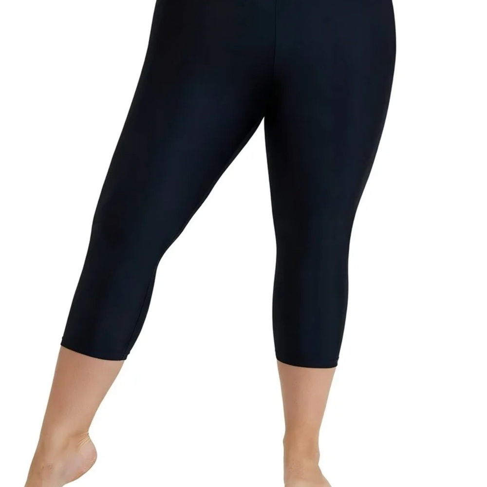 Socials Women's Swimwear Capris Size 1X NWT